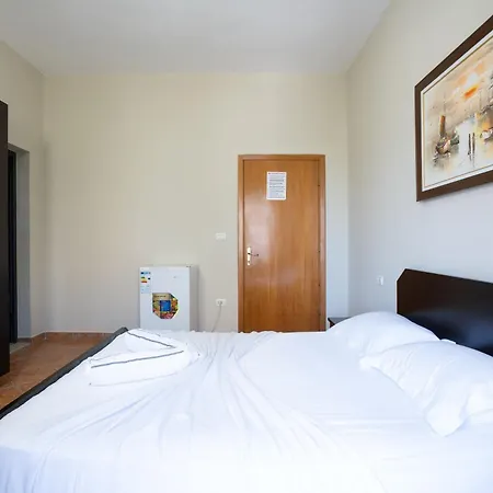 Hotel Delfini Tetova