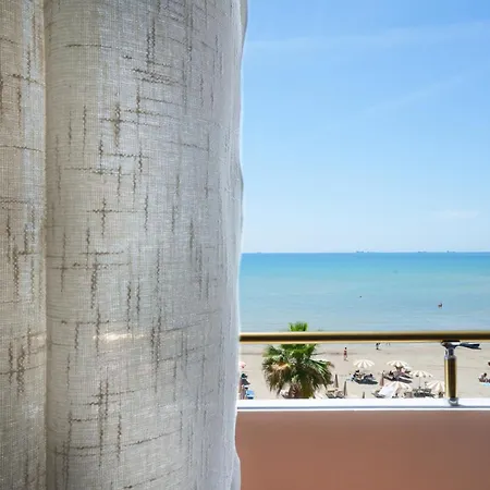 Delfini Tetova Durres