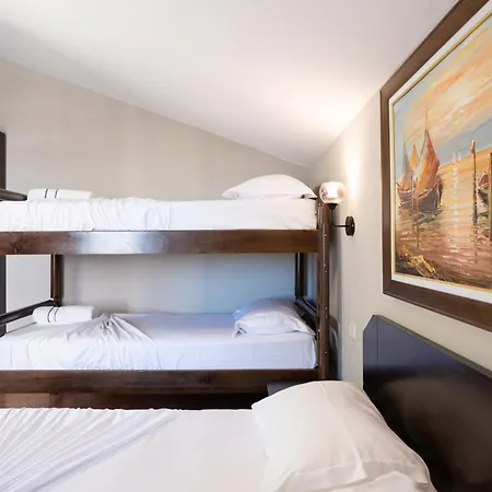 Hotel Delfini Tetova