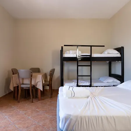 Hotel Delfini Tetova 4*