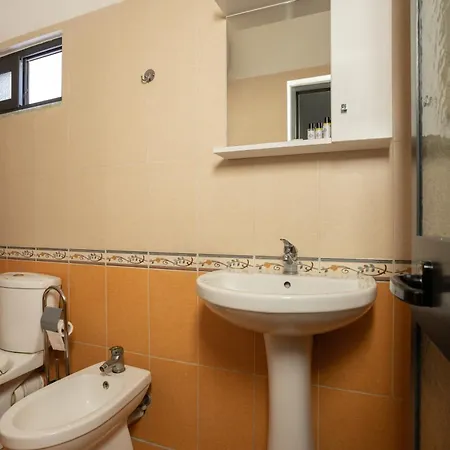 Delfini Tetova Hotel 4*