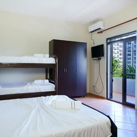 Delfini Tetova Hotel Durres