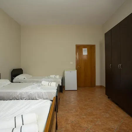 Delfini Tetova Hotel 4*
