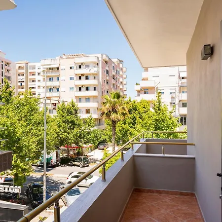 Delfini Tetova 4*